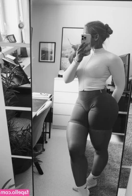 heleneelises - SLUT  XXXXX