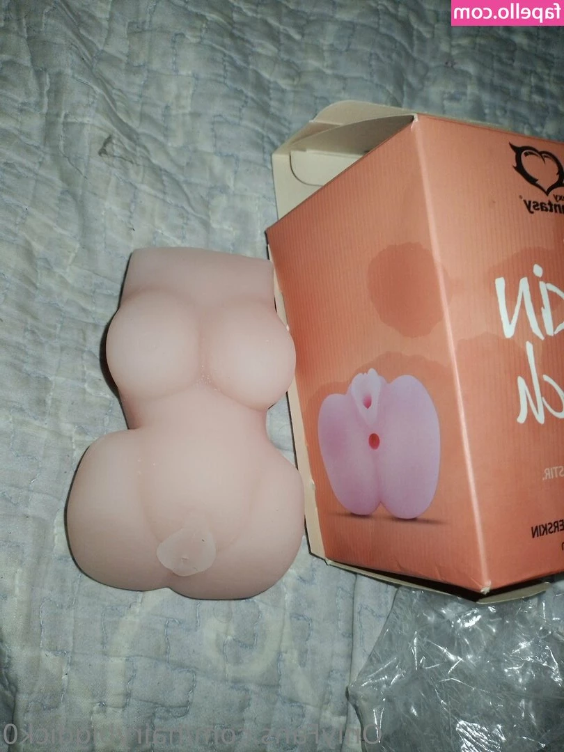 hairybigdick0 - https onlyfans com kittymariexoxJust 4 spots left for this months