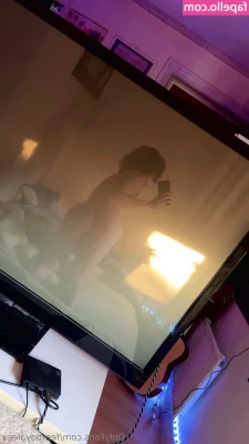 Femboyaleex - hiii I’m back from camping 🏕❤️