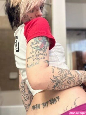 FaceTatMami - What pics do you like most 🙈❤️️?