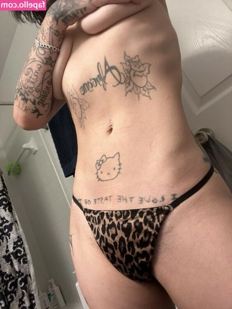 FaceTatMami - like what you see  babe
