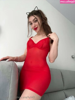 Tori_Hayes [ tori-hayes ] - Deep Throat  and lots of saliva