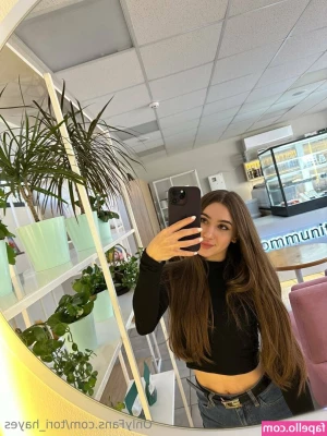 Tori_Hayes [ tori-hayes ] - Dame amor y regalame un like