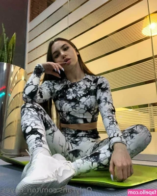 Tori_Hayes [ tori-hayes ] - Just a hottie with some hot tea