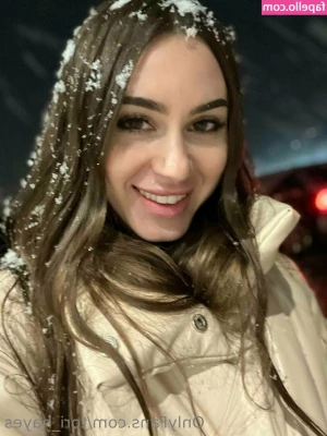 Tori_Hayes [ tori-hayes ] - The headache won so I will be back tomorrow cuties