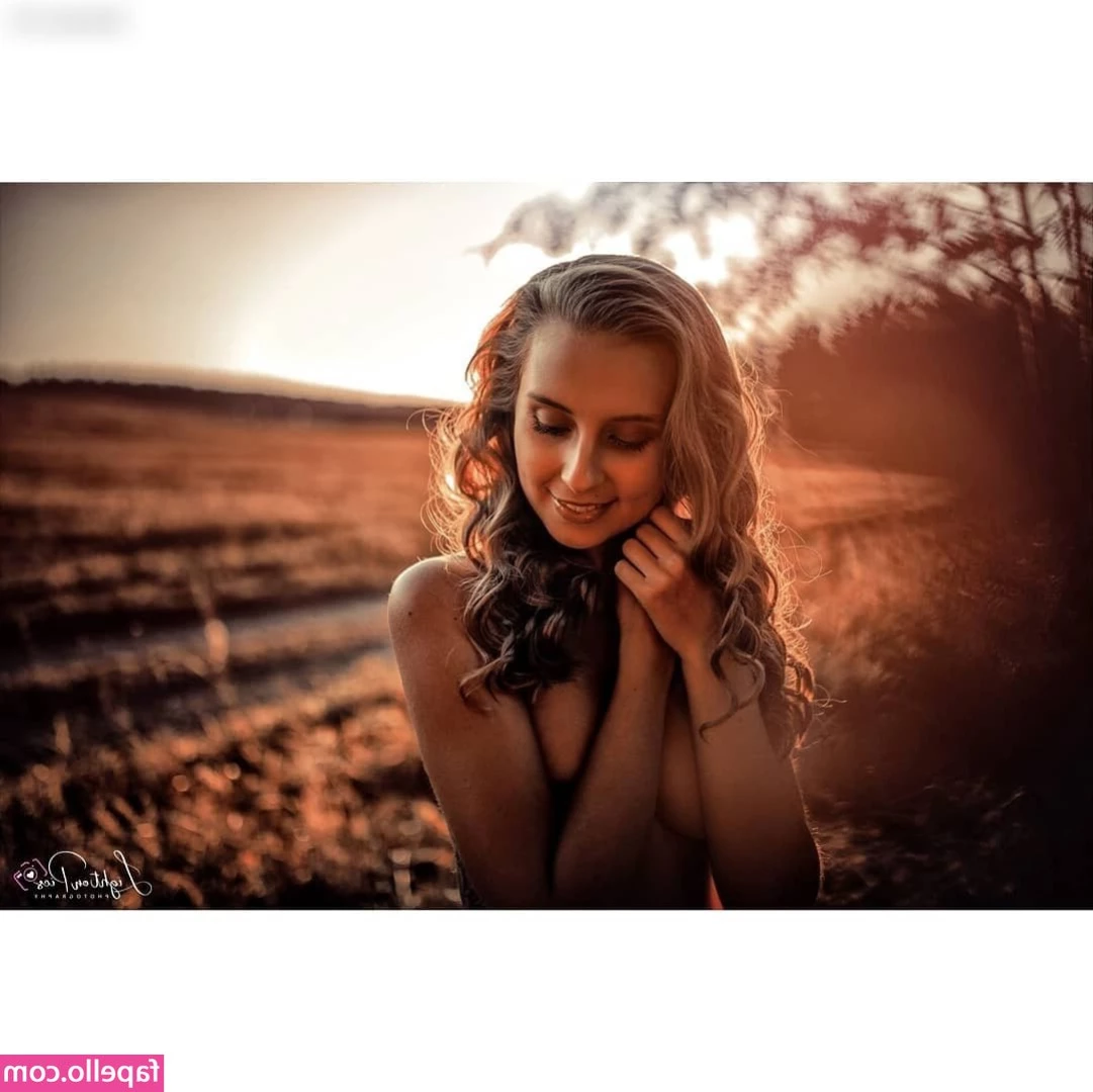 Lea denko [ lea-denko ] - Unlock to check this sweetness