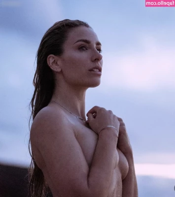 Sara de Miguel [ sara-de-miguel ] - let me grind on you