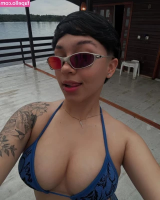 Gatuninhaaa - Bem abertinha doida pra sentir seu pau dentro de mim 😈