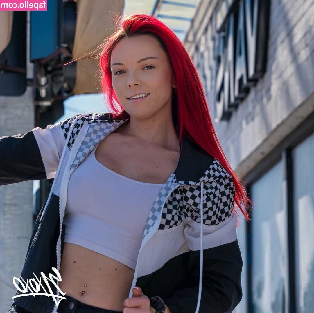SJXoXo [ sjxoxo-3 ] - Te gustaría tocarlo y meter tu cara aquí