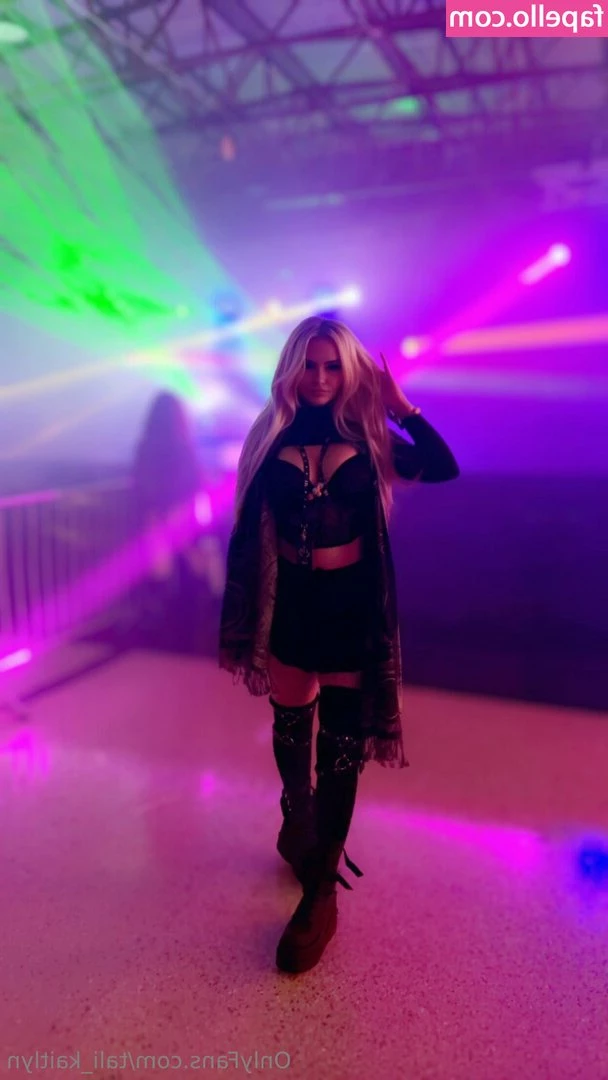 tali_kaitlyn [ tali-kaitlyn-4 ] - Lick  suck  or fuck