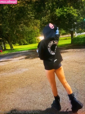 tali_kaitlyn [ tali-kaitlyn-4 ] - This weekend I am so excited... Another creator and I are collabing