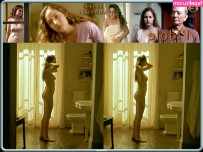 Leelee Sobieski [ leelee-sobieski ] - What part of my body would you find the sweetest ? 🍬🍭👅