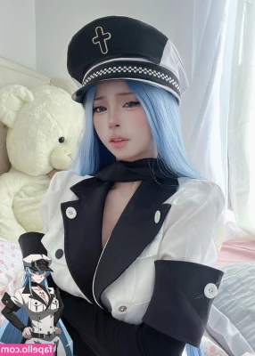 Akari_Cos [ akari-cos ] - Scorri   sei soddisfatto gioia    Ps  qualcuno che mi aiuta a reggerlo