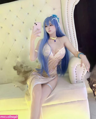 Akari_Cos [ akari-cos ] - Happy Friday