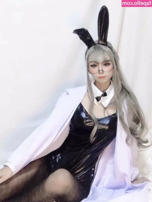 Akari_Cos [ akari-cos ] - I woke up on the WET side of the bed today...