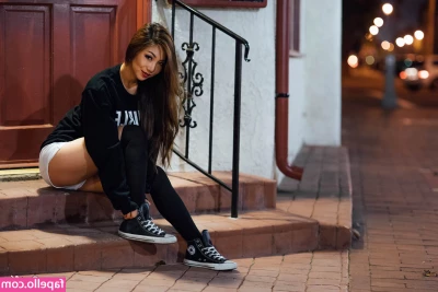 Sara Choi [ sara-choi ] - explicit content    In four as you like baby