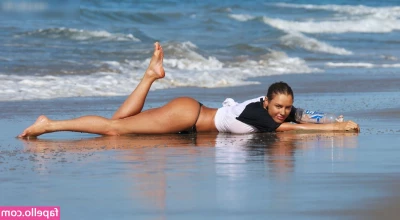 Charlie Riina [ charlie-riina ] - happy saturday 😊 enjoy this video of my hole getting destroyed!