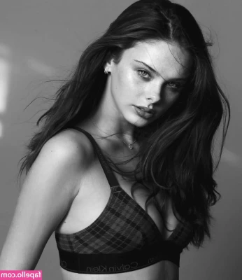 Meika Woollard [ meika-woollard ] - Stand before me   I will get on my knees suck until you cum