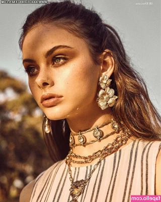 Meika Woollard [ meika-woollard ] - I m back go check the new content  lovebella69  Subscribe