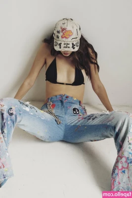 Meika Woollard [ meika-woollard ] - Would you like to see me live? Because I would love to have a video