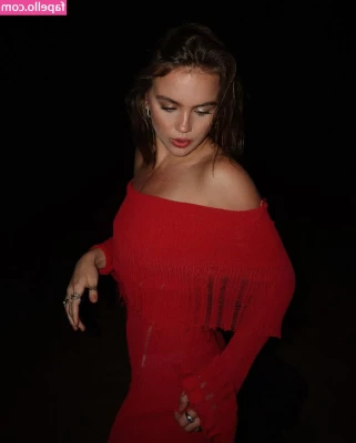 Emma Brooks [ emma-brooks ] - Allow me to suck you good  Is this what you want  That is the first