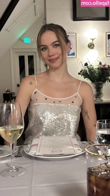 Emma Brooks [ emma-brooks ] - Hello love  would you like to play