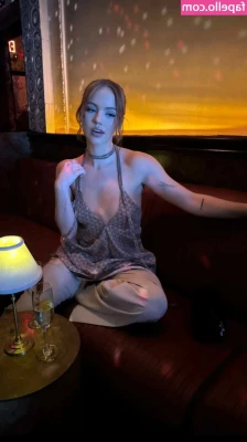Emma Brooks [ emma-brooks ] - Pussy DP  toys