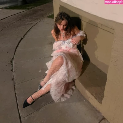 Emma Brooks [ emma-brooks ] - a rare vid of me with my hair up ;)