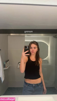 Emma Brooks [ emma-brooks ] - Lovahs and friends xo