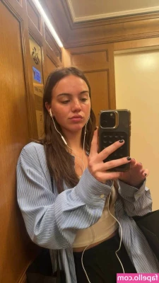 Emma Brooks [ emma-brooks ] - Right where I like them 😜