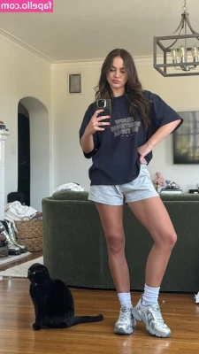Emma Brooks [ emma-brooks ] - xoxo part 1