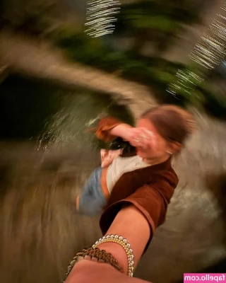 Emma Brooks [ emma-brooks ] - Dale Like y Veras MAS