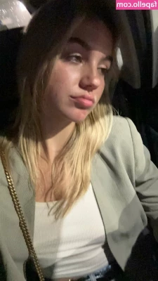 Emma Brooks [ emma-brooks ] - with one look I can make you fall in love