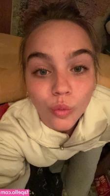 Emma Brooks [ emma-brooks ] - bien commencer l année