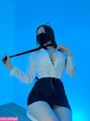 ismilfa - Go down there for a free taste 😉