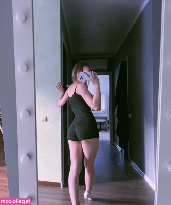 ismilfa - Eat your heart out.