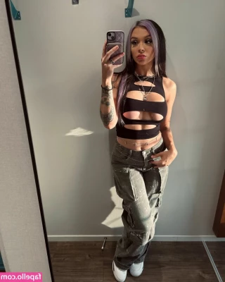 Cora Jade [ cora-jade ] - happy Monday mi amor 💦🍑💕 make sure to start the week out