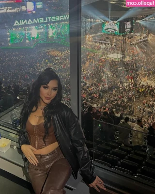 Cora Jade [ cora-jade ] - Anyone attend church service this morning? I was on my knees this