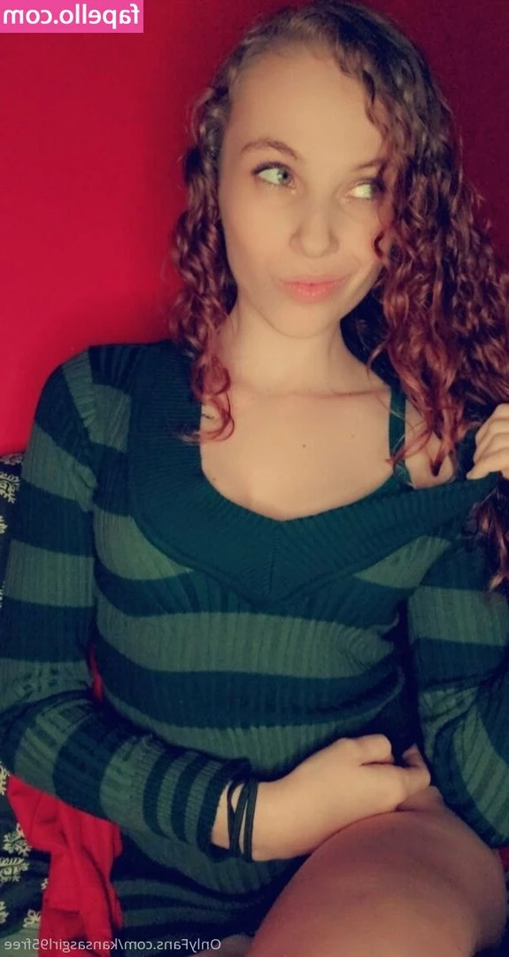  [ kansasgirl95free ] - DM for some naughty stuff 🔥