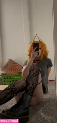Jillynozomi - private stripper party tonight ;)