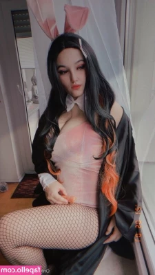niniitard - I need a nice movie & cuddle night
