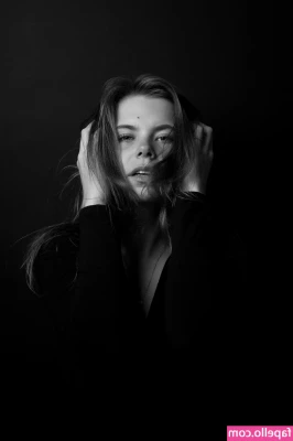Oliwia Pawelczak [ oliwia-pawelczak ] - For everyone who purchased the last video but only saw a text