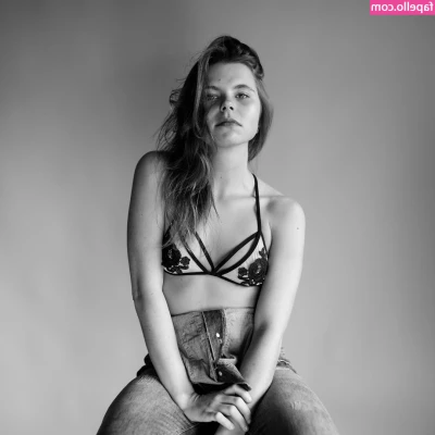 Oliwia Pawelczak [ oliwia-pawelczak ] - Just mailed out two pairs of underwear   full of cum