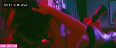 Mekia Cox [ mekia-cox ] - Come join us baby 🔥 @gizel @iamlmonies
