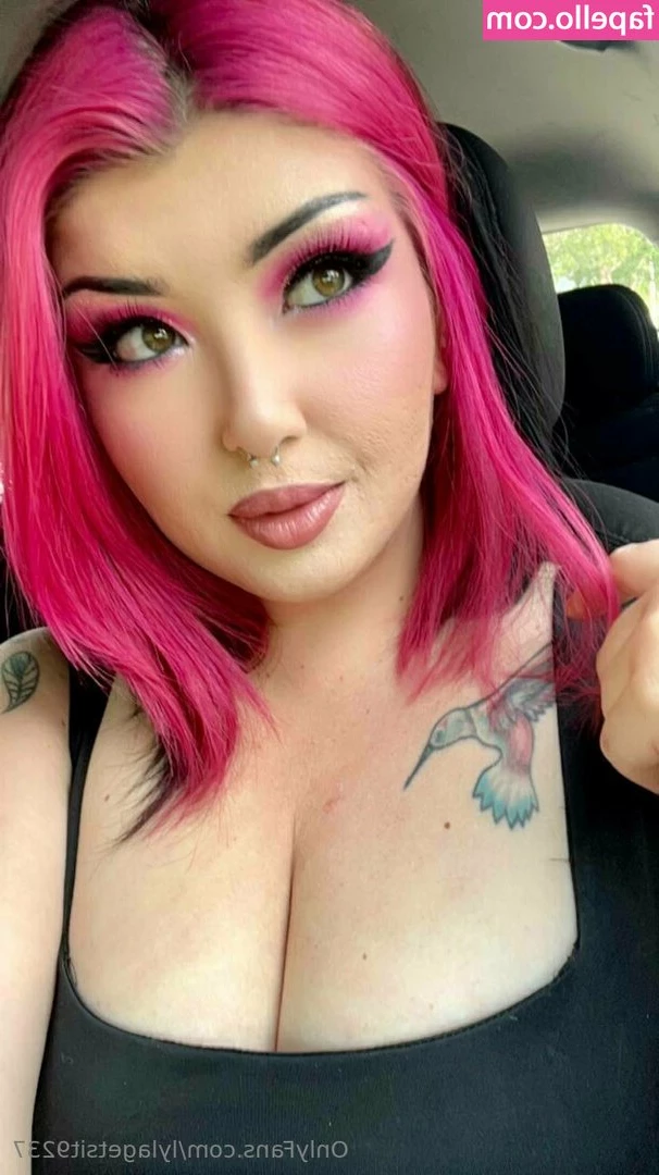 lylagetsit9237 - Anyone else feeling frisky