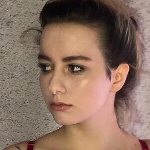 Suzana Zvonar