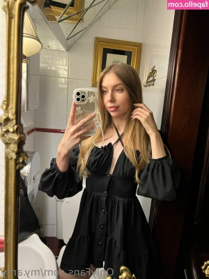 my.amy [ my-amy ] - Shiny A$$ makes your brain blank 🥴 😵‍💫  Bank account