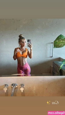  [ hilde-osland ] - Kiss my ass
