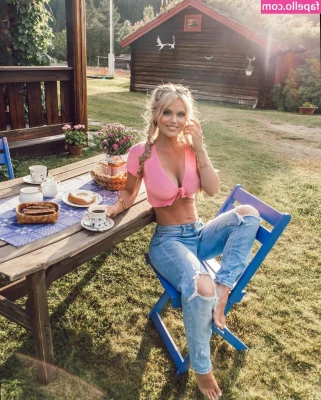  [ hilde-osland ] - I sure hope you liked your message hehehe   XOXO Holly