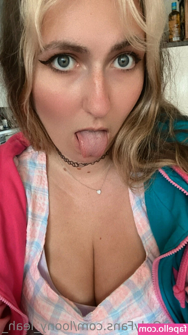 loony_leah_ [ loony-leah ] - Good night